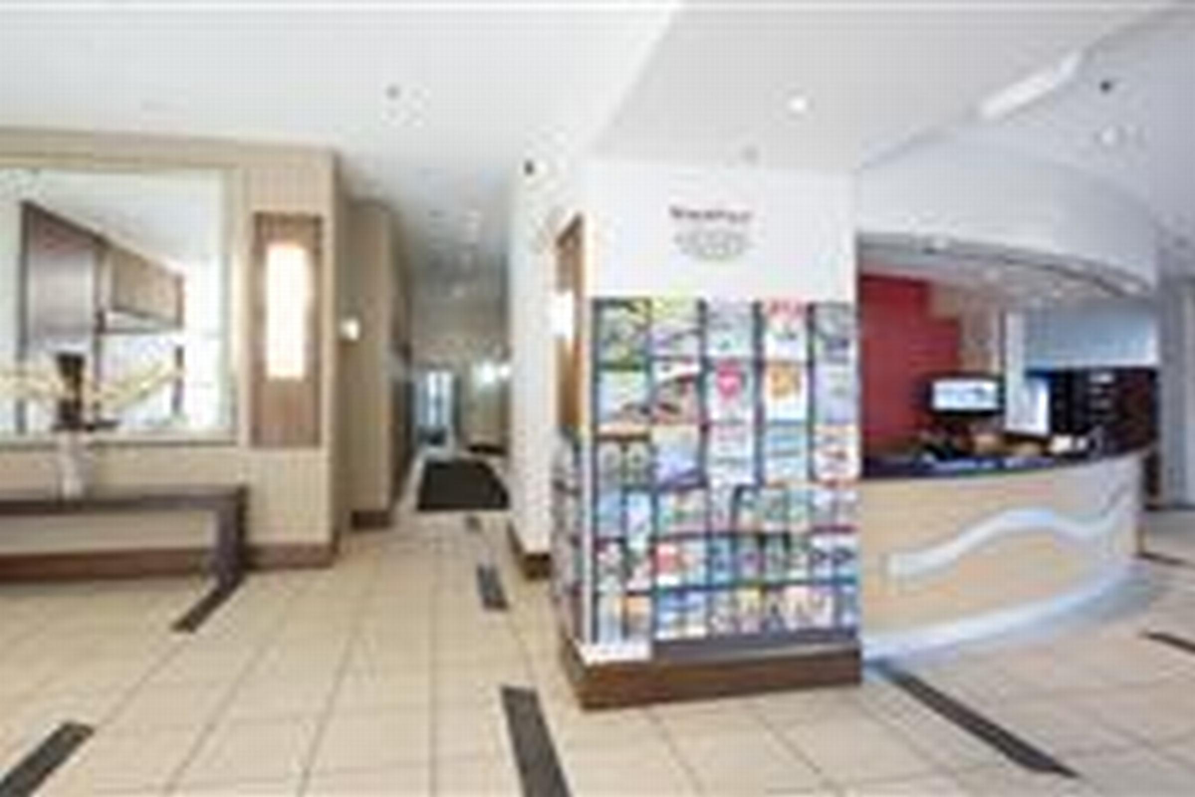 Breakfree Longbeach Resort Гоулд Коуст Екстериор снимка