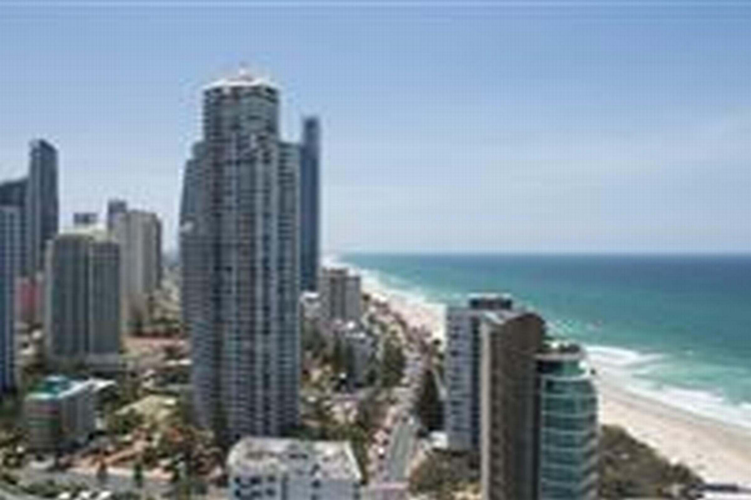 Breakfree Longbeach Resort Гоулд Коуст Екстериор снимка